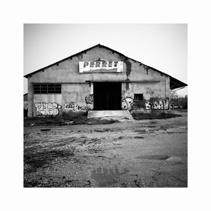 http://www.neuroptyk.com/files/gimgs/20_02-photographie-arles-usine-perret-arnaud-thomas.jpg